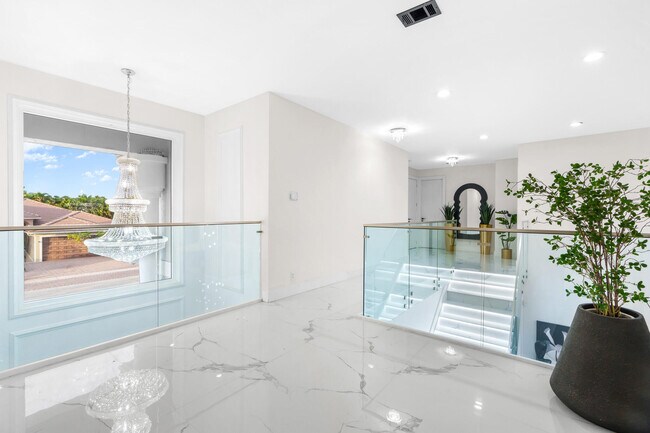 Building Photo - 11352 Regatta Ln