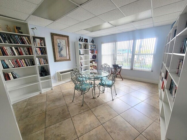 Building Photo - 311 Newport Dr