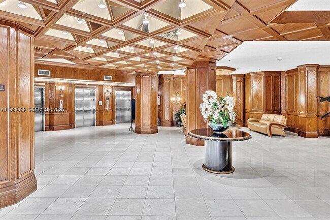 Building Photo - 1865 S Ocean Dr