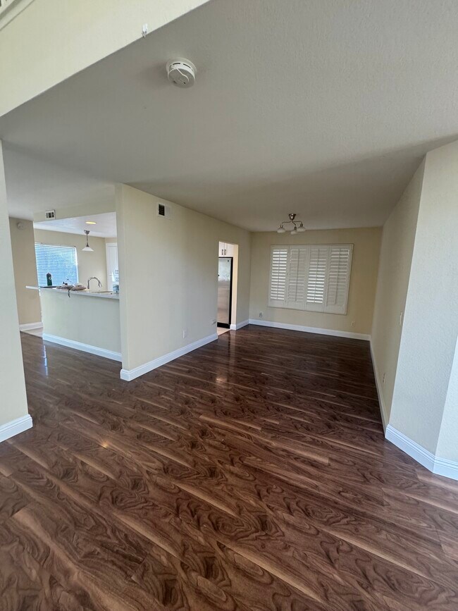 Building Photo - 1437 Green Oak Rd