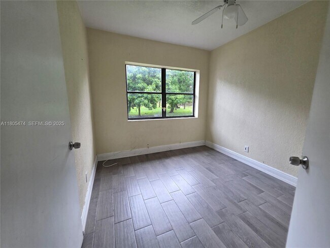 Building Photo - 820 Alabama Ave