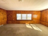 Building Photo - 1900 E 22nd St