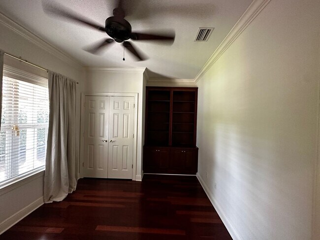 Building Photo - 361 Remington Run Way