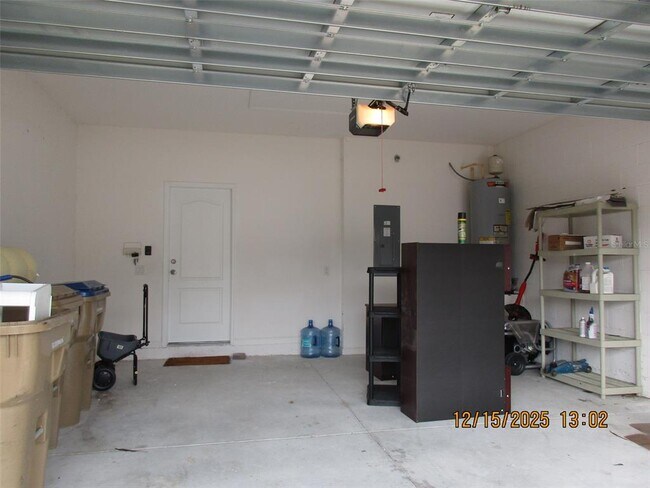 Building Photo - 3230 Stratton Cir