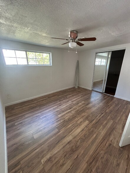 Building Photo - 904 E Hedrick St