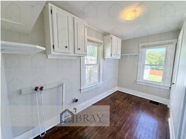 Building Photo - Charming 3-Bedroom Cottage in Kingsport