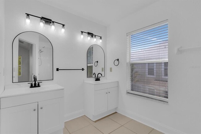 Building Photo - 5152 Hawkstone Dr