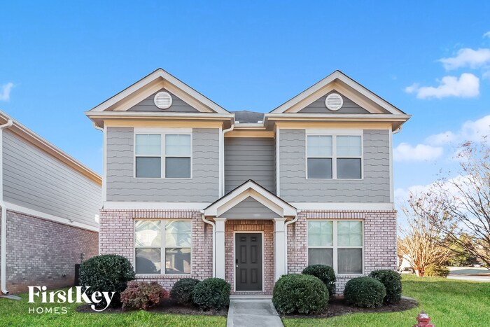 Primary Photo - 181 Daisy Cir