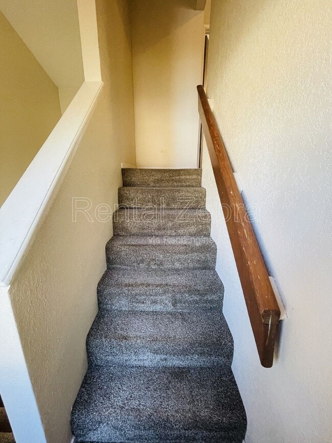 Building Photo - 3068 Colony Park Dr