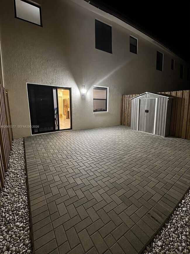 Building Photo - 11916 SW 246th Ln