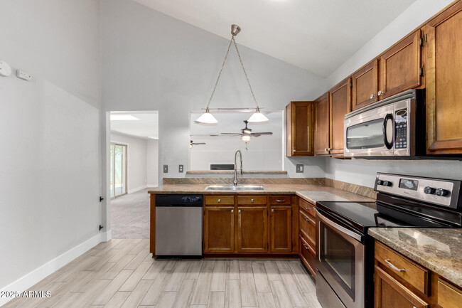 Building Photo - 4731 W Wescott Dr