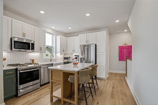 Building Photo - 4200 Margarita St