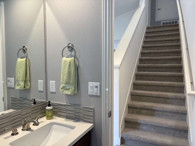 Building Photo - Scenic Views, Furniture optional, 3-Bedroom/2-Story Home Available for a 1 year or more lease term