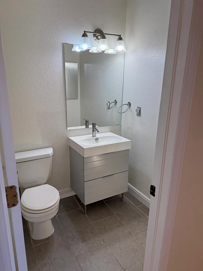 Building Photo - 3935 Zuni St