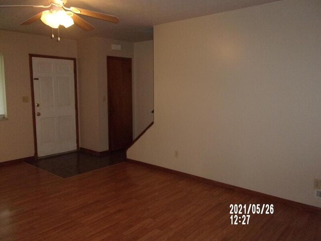 Building Photo - 470 Brentwood Dr