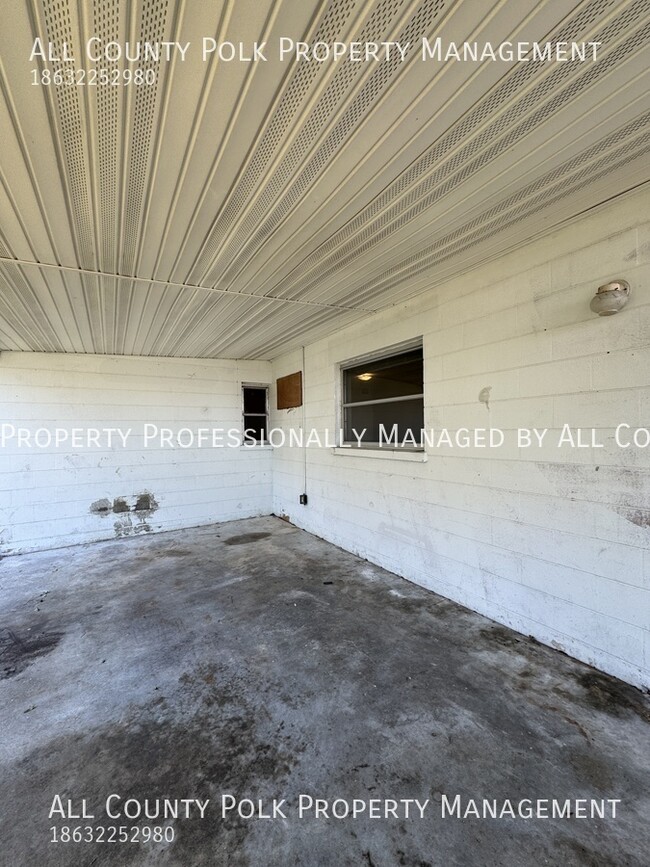 Building Photo - Fantastic 1 Bedroom Duplex for Rent!