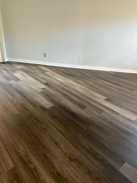 Building Photo - 8346 Mulligan Cir