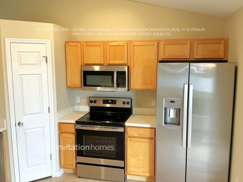 Building Photo - 10720 Opus Dr