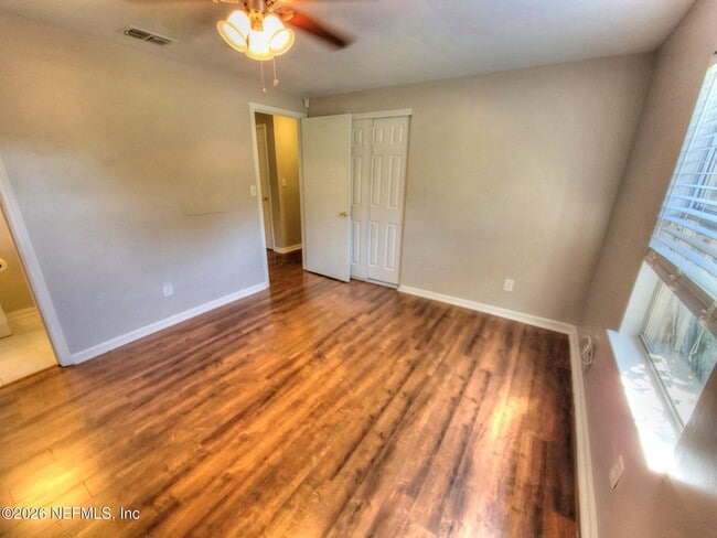 Building Photo - 10881 Key Coral Dr