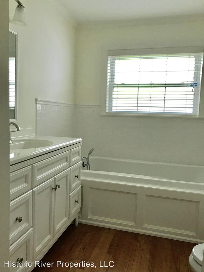 Building Photo - 3 br, 2.5 bath Apartment - 1701 25th Street