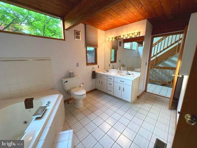 Building Photo - 1538 Trough Rd