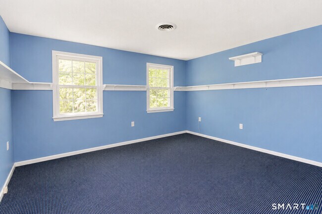 Building Photo - 50 Fox Den Rd