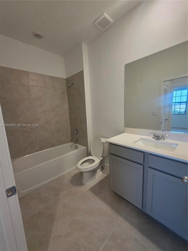 Building Photo - 1114 SW 9th Ave