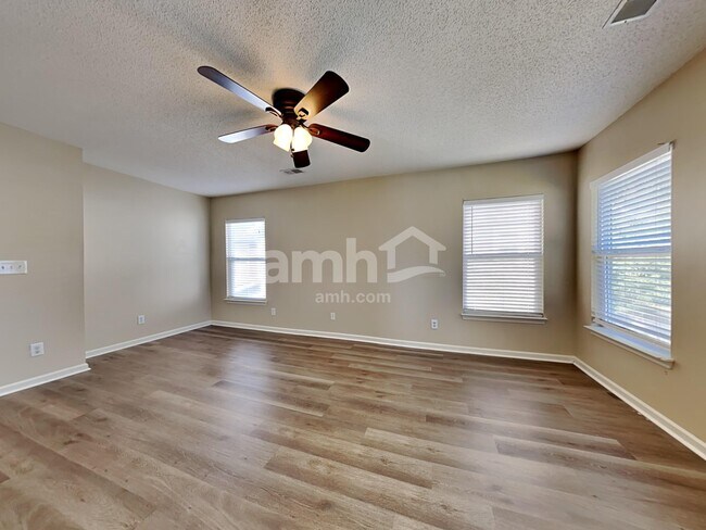 Building Photo - 186 Chemistry Cir