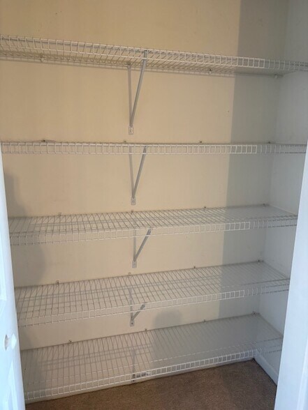 Large Laundry Closet - 4642 Cross Ridge Ln