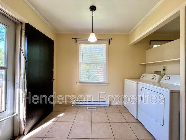 Building Photo - 1526 Landis Ave