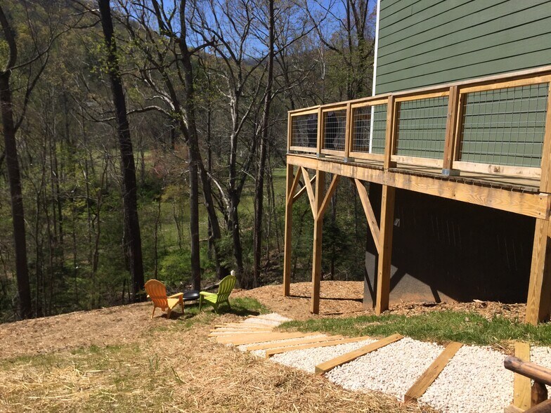 Building Photo - 14 Constitution Ct