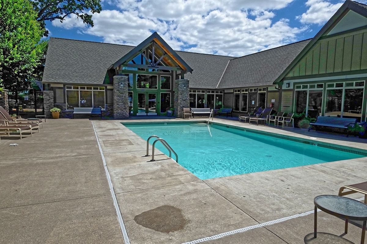 Building Photo - 618 NE Garswood Ln