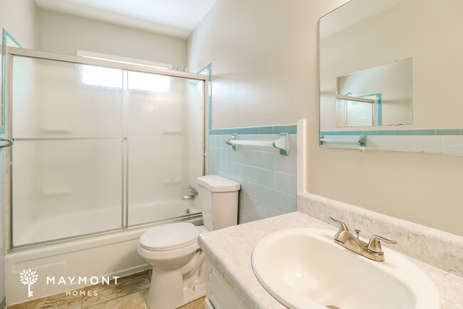Building Photo - Lovely 3 Bedroom 2 Bathroom Home in Benton
