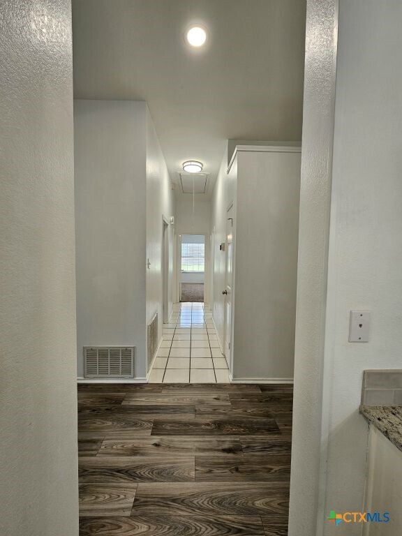 Building Photo - 603 Totem Trail