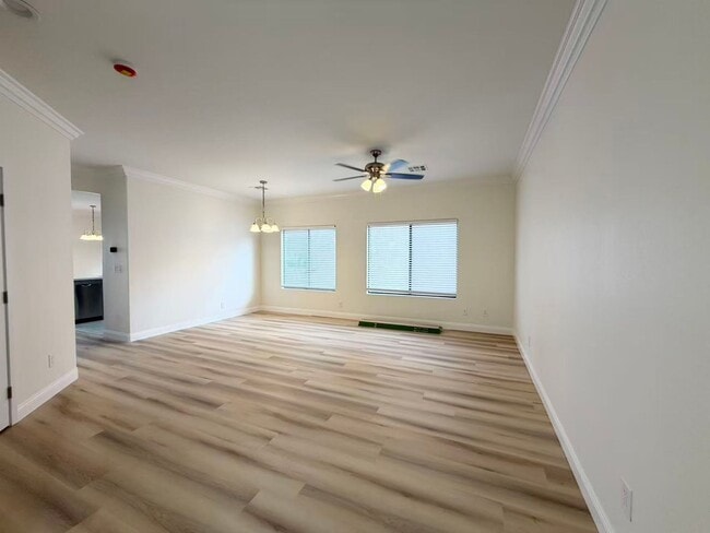 Building Photo - 2316 Chapman Hill Dr