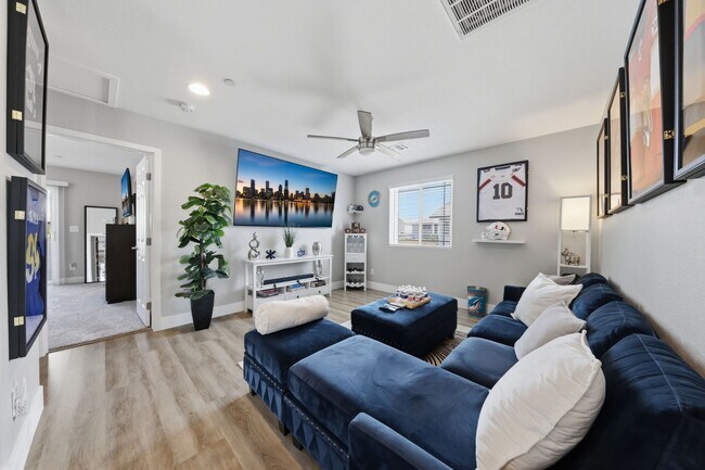 Building Photo - Elevated Living in Cadence – Model-Quality 3-Bedroom Home in Henderson’s Premier Master-Planned C...