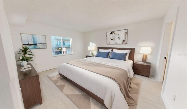 Building Photo - 301 87th Ave