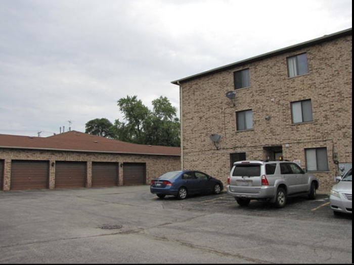 Building Photo - 10702 S Depot St