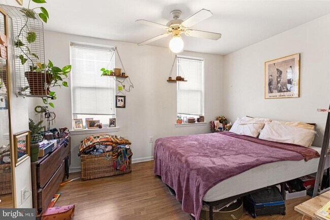 Building Photo - 1608 Swain St