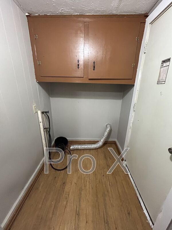 Building Photo - 301 E Granby St