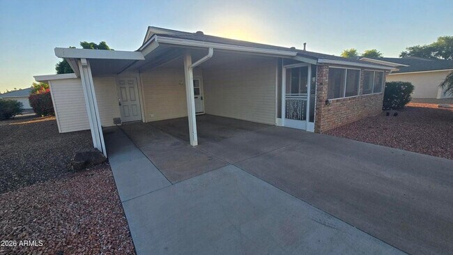 Building Photo - 10601 W Bolivar Dr