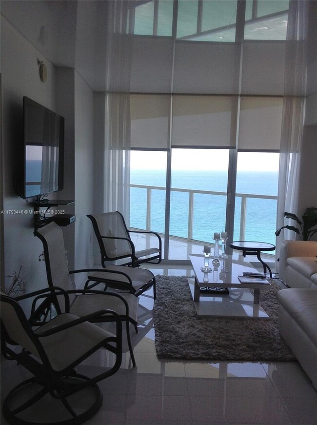 Building Photo - 16699 Collins Ave