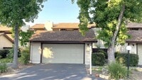 Building Photo - Walnut Creek! Highly desirable Countrywood...