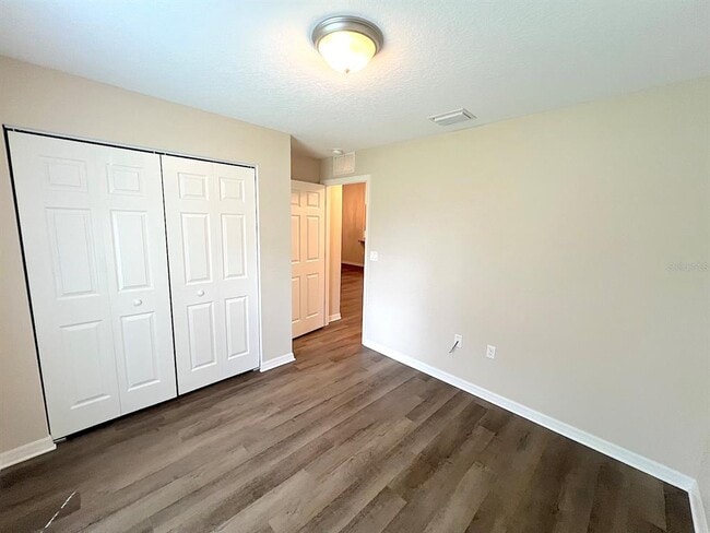 Building Photo - 59 Pine Haven Dr