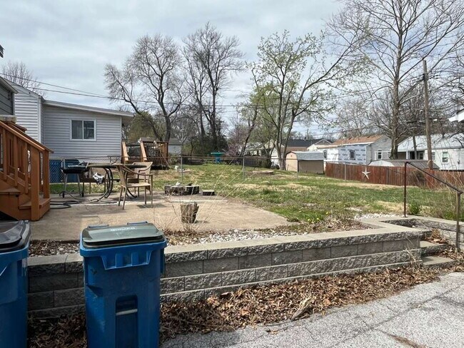 Building Photo - 9813 Lullaby Ln