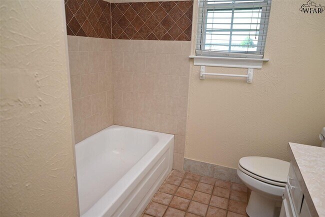 Building Photo - 4103 Beard Ave