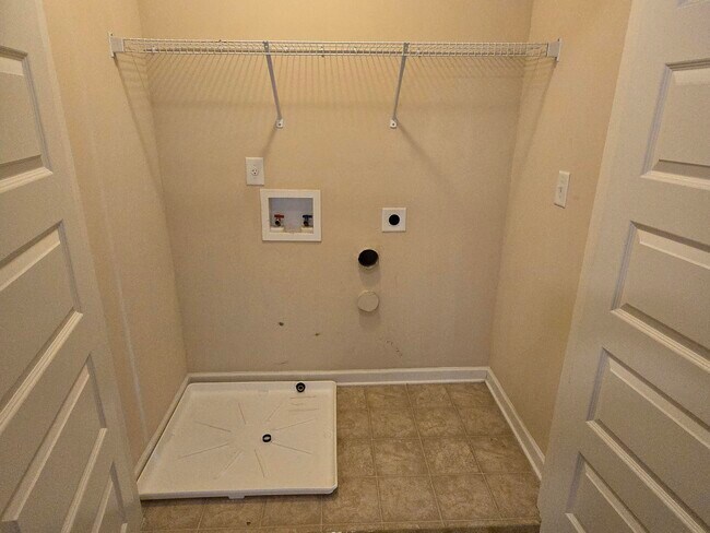 Building Photo - 4416 Grove Landing Dr
