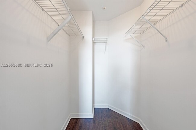 Building Photo - 7910 Harbor Island Dr