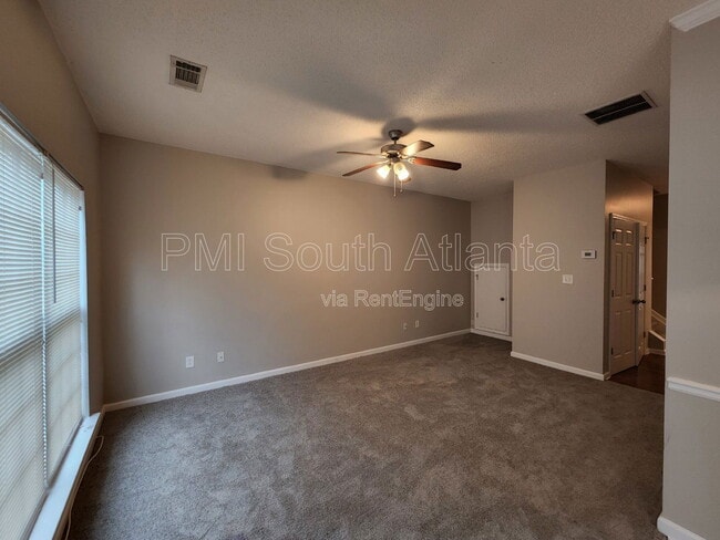 Building Photo - 176 Shenandoah Dr