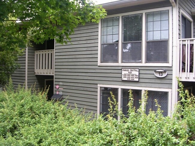 Building Photo - 4646 Vinings Central Run SE